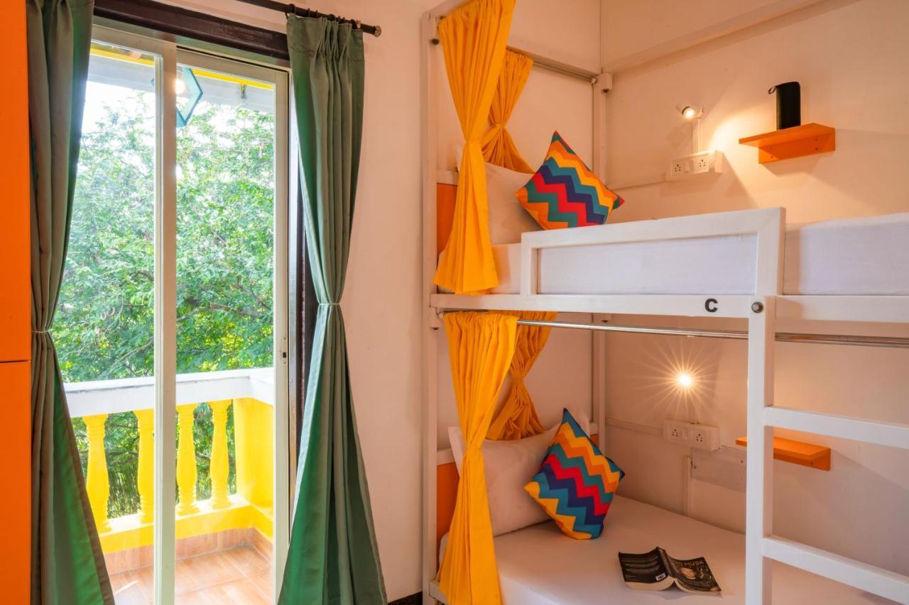 Gostops Plus Goa Vagator Velha Goa Exterior foto
