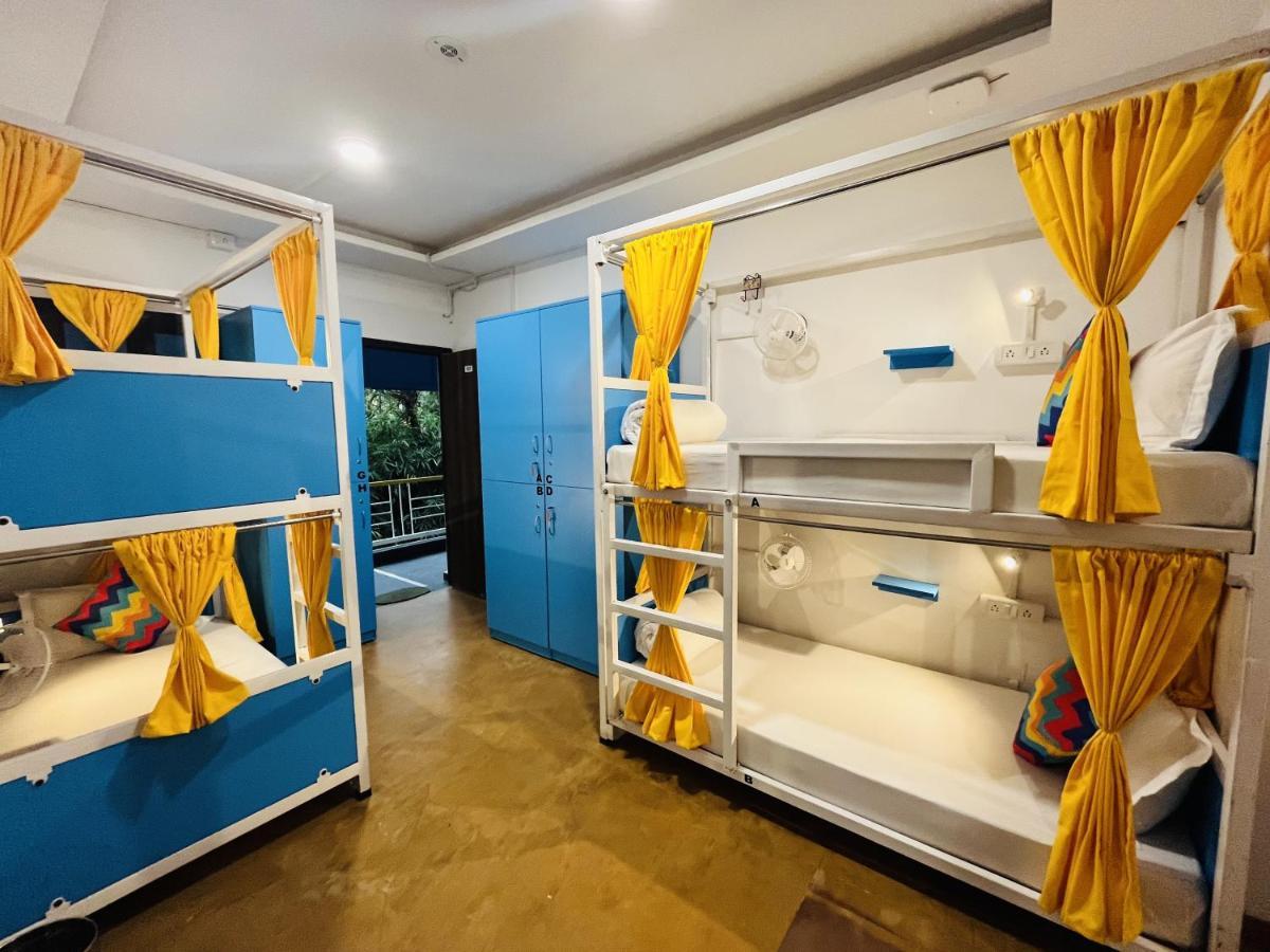Gostops Plus Goa Vagator Velha Goa Exterior foto