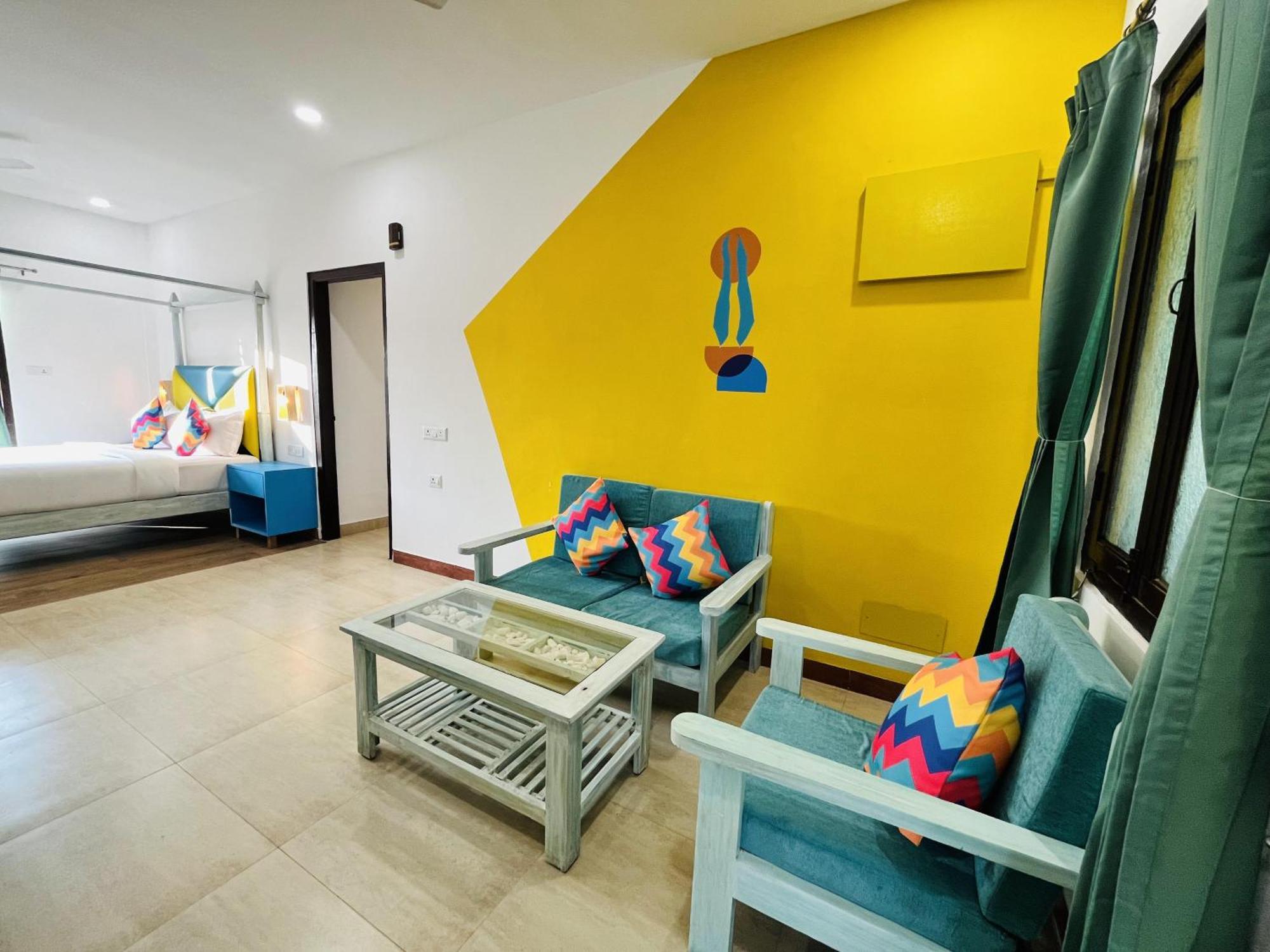 Gostops Plus Goa Vagator Velha Goa Exterior foto